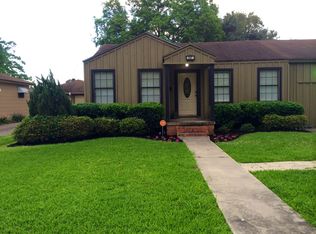 3127 North Dr, Groves, TX 77619