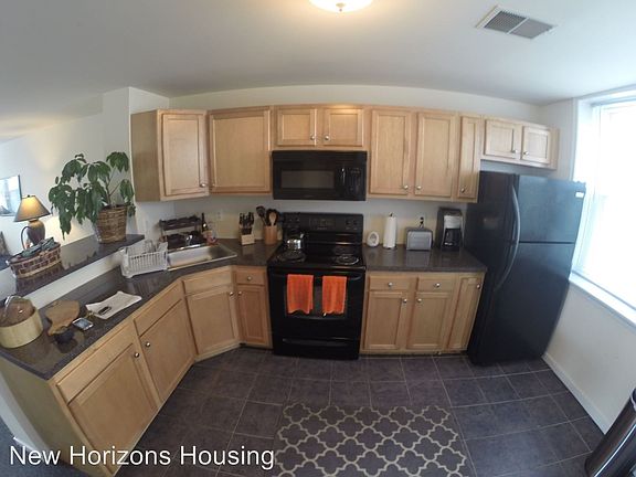 3rd image of 4045 Baltimore Ave #3
