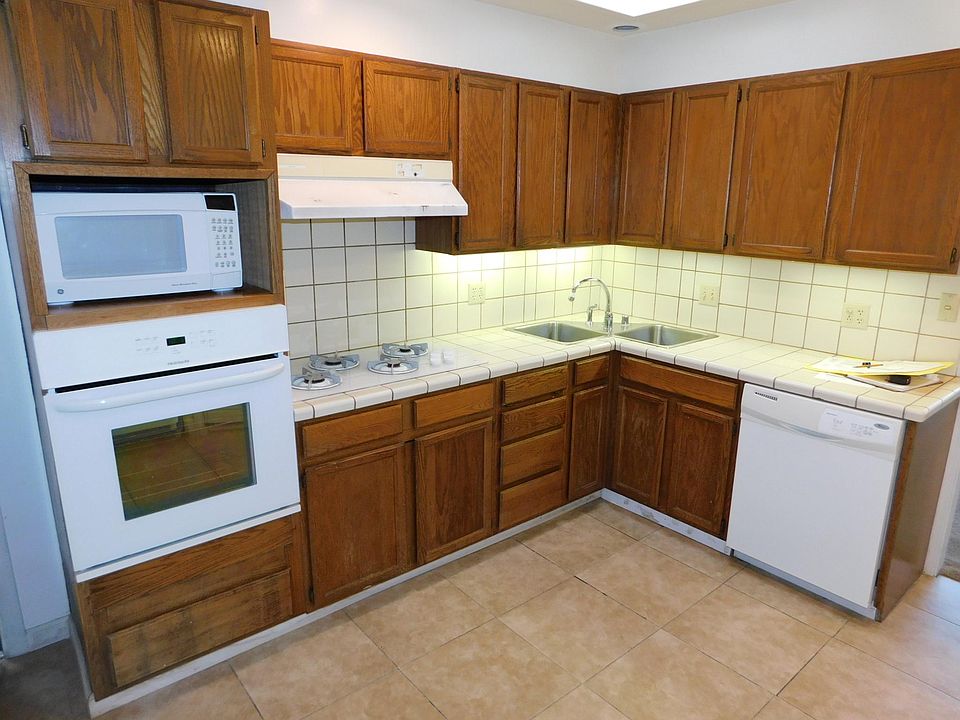 1st image of 858 E Blithedale Ave #A
