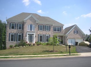 4917 Sammy Joe Dr, Fairfax, VA 22030