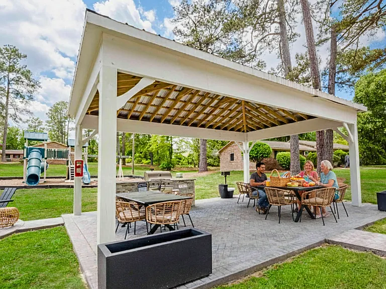 Covered Grilling Area at Villas at North Point and South Point Apartments