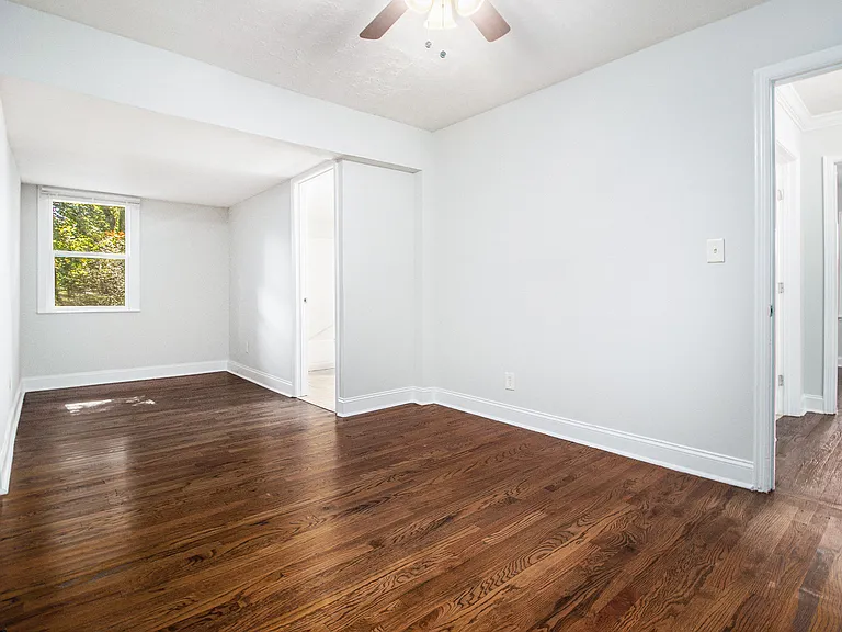 1686 Derrill Dr — Photo 13