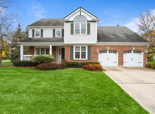 200 Pinyon Pine Ct N, Buffalo Grove, IL 60089