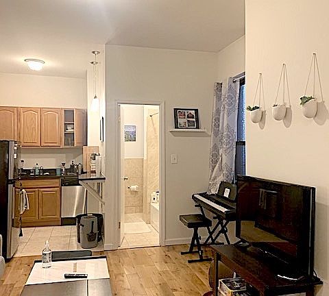 2nd image of 408 W 130th St #12A4