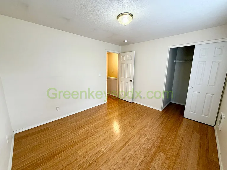 7137 SE Steele St — Photo 15
