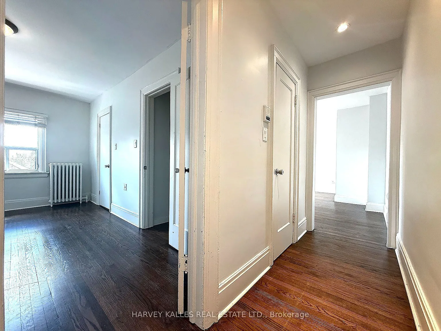 858 Davenport Rd — Photo 3