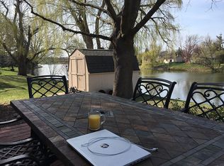 40476 Village Oaks Rd, Novi, MI 48375