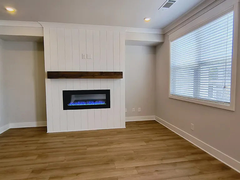 18 Depot Landing Rd #1 — Photo 3