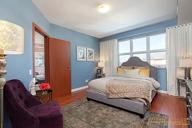 Rented by aptsandlofts.com