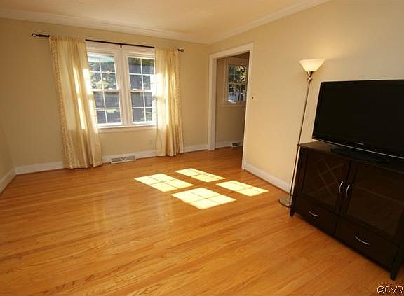 3rd image of 9406 Donora Dr