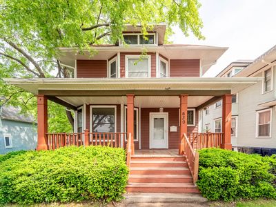 630 Forest Ave, Elgin, IL, 60120