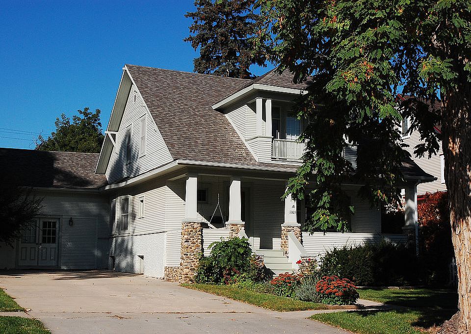 1105 West Blvd, Rapid City, SD 57701 Zillow