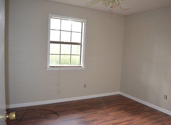 5th image of 174 Pineridge Dr