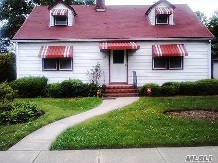 3rd image of 115 Grenada Ave