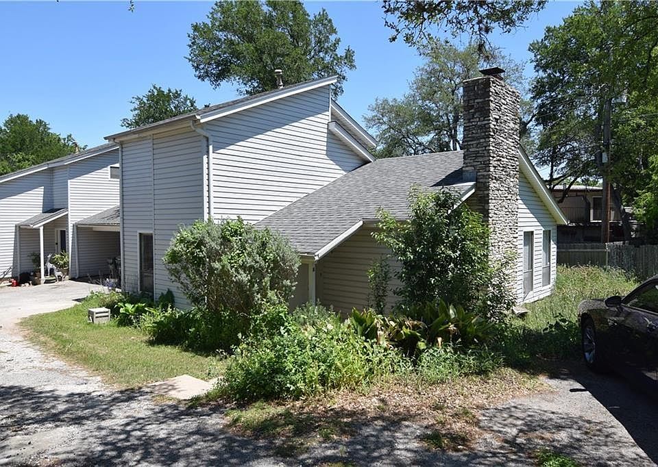 1st image of 6102 Forest Hills Dr #A