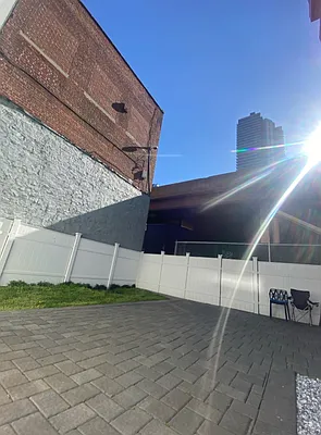 Rented by Blue Lotus Realty Brokerage | media 18