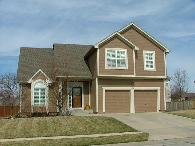 1st image of 1212 N 1st St