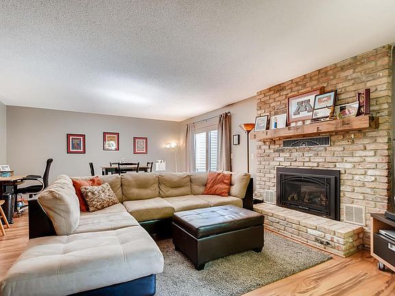 3rd image of 1555 Humboldt Ave