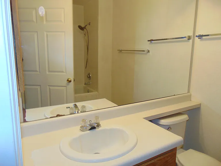 4545 Wheaton Dr #C130 — Photo 12