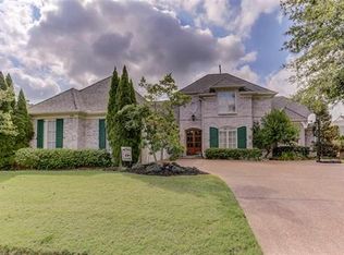 1963 N Templeton Cir, Collierville, TN 38017