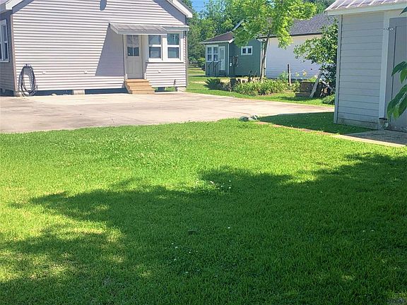 2nd image of 238 Saint Charles St