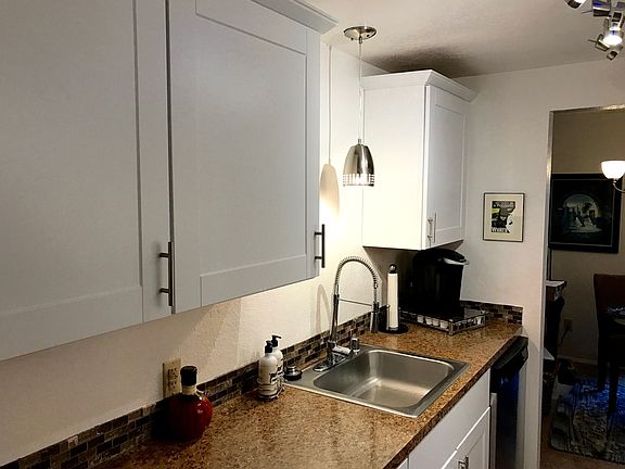 5th image of 1005 S Pearl St APT C8
