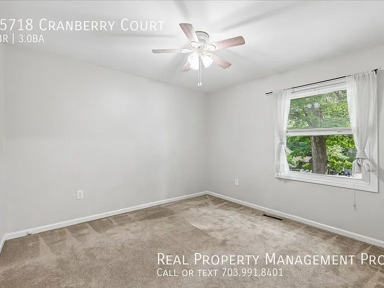 15718 Cranberry Ct — Photo 17