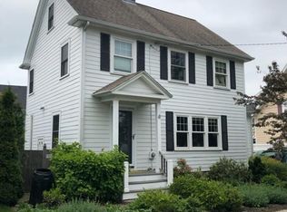 8 Hale Park Ave, Beverly, MA 01915