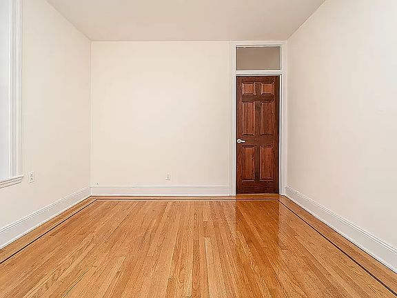 4th image of 31-84 43rd St #55