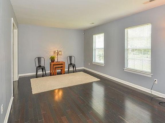 4th image of 5942 Derrymore Ct