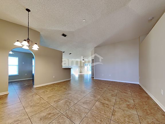 4th image of 1636 Dartmouth Dr