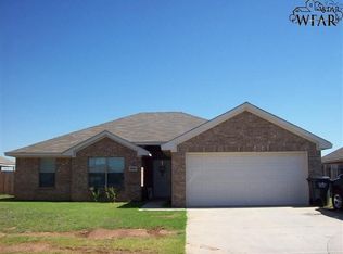 5447 Carlson St, Wichita Falls, TX 76302