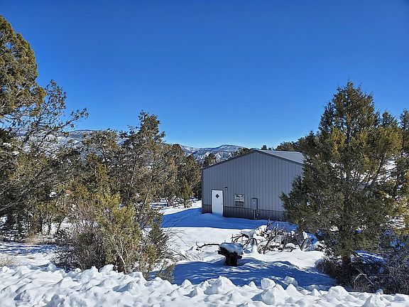 4th image of 217 Summit Dr