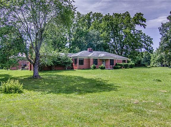 2nd image of 1504 Cannon Blvd