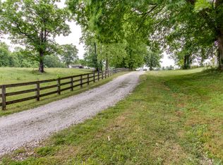 1656 Darks Mill Rd, Columbia, TN 38401