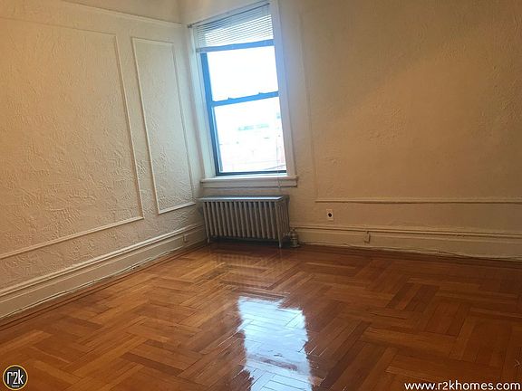 3rd image of 3257 35th St APT A4