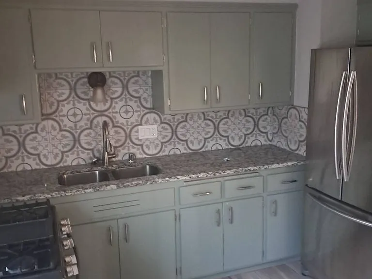 7900 W Potomac Ave — Photo 21