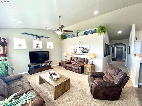 5th image of 5400 Blackstone Ct