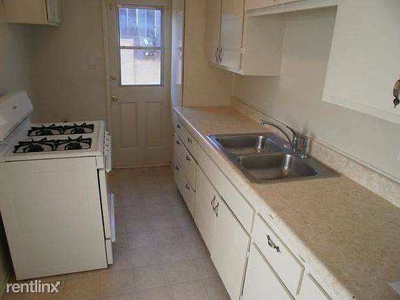 600_4102_howard_ave_001[1]