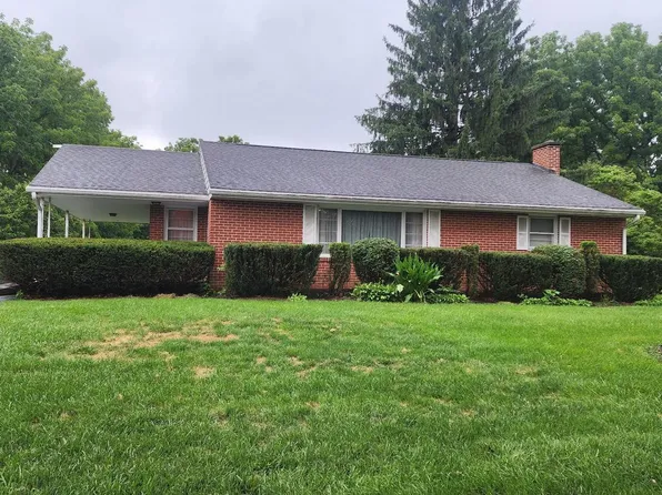492 Middletown Rd, Hummelstown, PA 17036