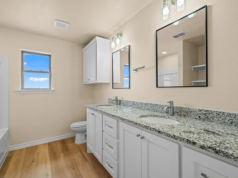 11301 N Cres #2800-B — Photo 31
