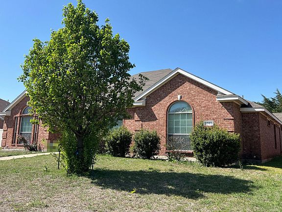 2nd image of 1705 Bramble Creek Dr #D