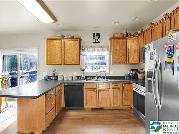 5th image of 271 Church Rd