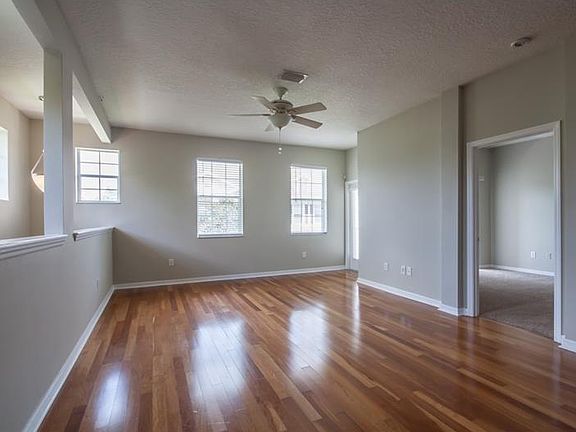 3rd image of 9410 Georgian Park Ln APT 110