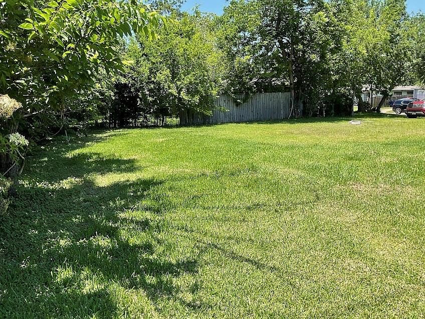 2nd image of 2901 Rust Ave