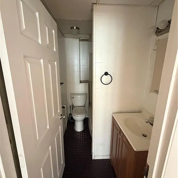 171 Montgomery Ave #2 — Photo 9