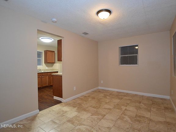 4th image of 1403 W 20TH Street
