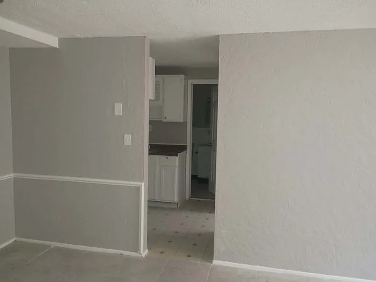 13420 Euclid Ave — Photo 101