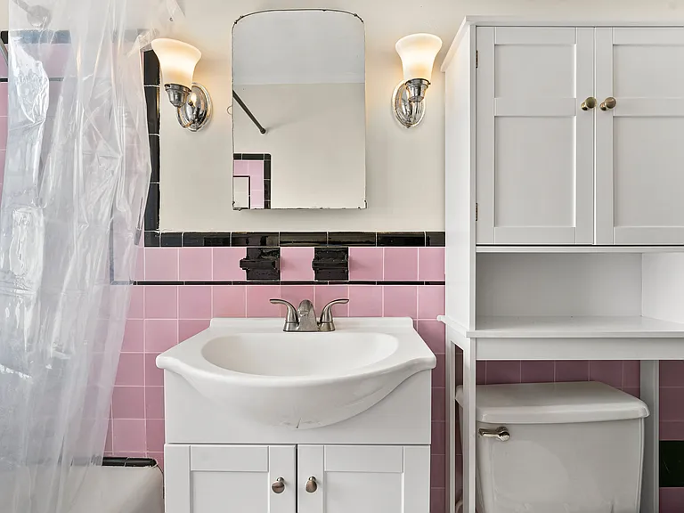 43 Liszt St #2A — Photo 17