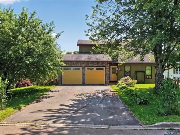 96 Teakwood Way, Moncton, NB E1G 1V3